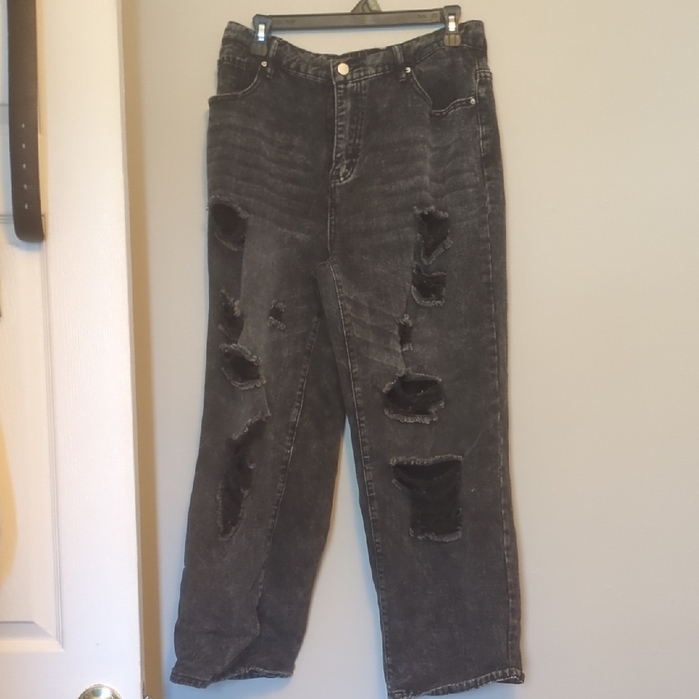 Trendy Ripped Black Denim Jeans